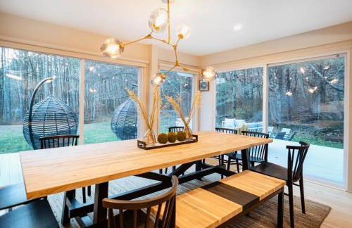 Catskill MNTN Escape 5 BR 3 bath Villa Hot Tub Fire Pit Best Group Stay - Foto 12