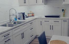 Country Blue Getaway by the Ranch Fields - Foto 18