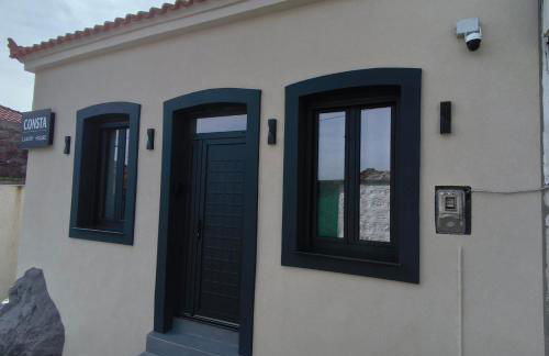 CONSTA Luxury House - Photo 4