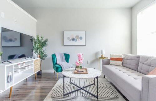 Boulevard Stays Pool Gym Parking 1BR King Suite C - Foto 14