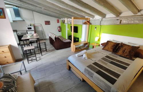 Desvan en edificio del siglo XVIII - Foto 1