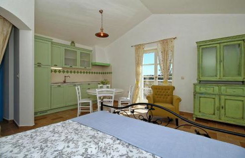 6 Bedroom Cozy Home In Pazin - Photo 5