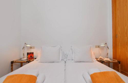 Bonita stay B Beach 1ªlínea, fibra, AA, BBQ, pool - Foto 21