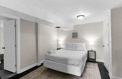 10 Mins to Downtown Modern in Magic City- Unit B - Foto 27