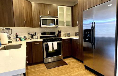 Designer 2 Bedroom with 3 Beds- Pool View, Gym, Parking - Foto 13