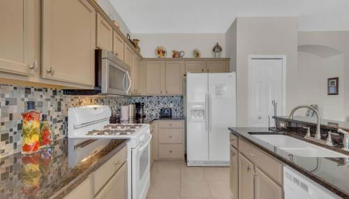 4 bedrooms pool and spa home on golf course Fairways Estates - Foto 5