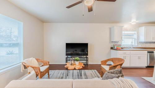 3Bedroom 2Bathroom close to historic downtown fast wifi - Foto 3