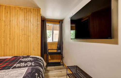 Community Lake Access Peaceful Cabin in Sonora! - Photo 21