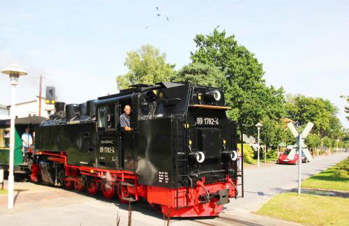 strandnah, gratis Nutzung vom AHOI Erlebnisbad und Sauna in Sellin - Kurparkresidenz FeWo10 - Foto 19