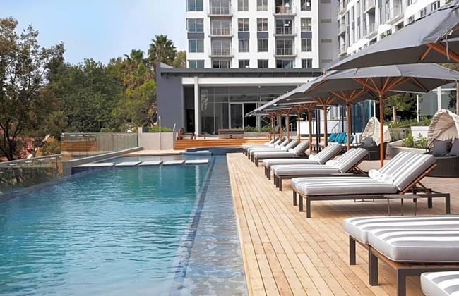 Luxury 1 Bed Apartment at The Capital on the Park - Photo 13