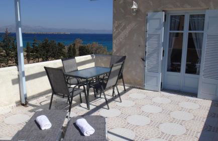 Blue & Sea Studios Apartments - Photo 18