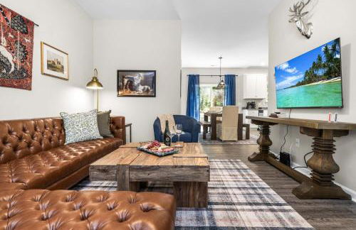 Charming 5bd - BBQ - Deck- 4mins Duke University - Photo 1