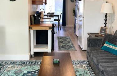 2 whole houses, Fire pit, Game room, feel at home. - Foto 61