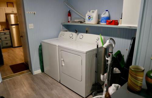 Cozy Dog-Friendly Home with WiFi - Foto 16