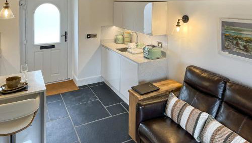 The Stable - Photo 1