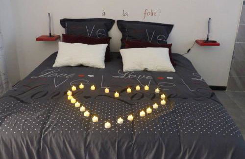 Nuit romantique avec Jacuzzi SPA privatif proche TOULOUSE - Foto 25