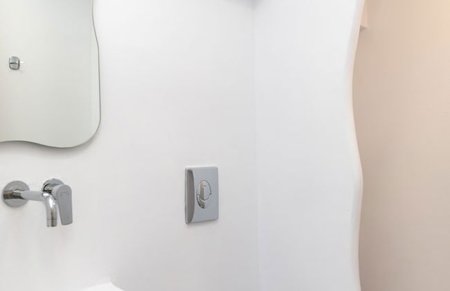 Depis Luxury Suites - Photo 72