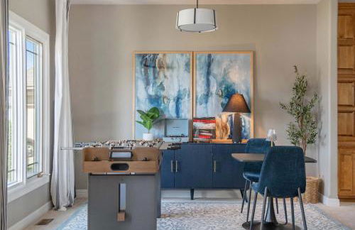 Stunning 5BR Villa Large Hot Tub & Scenic Yard - Foto 13