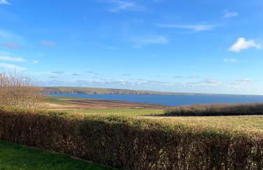 Owlswood Lodge - Photo 1