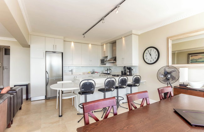 Third Floor sea Facing 2 Bedroom Apartment With Balcony - Photo 12