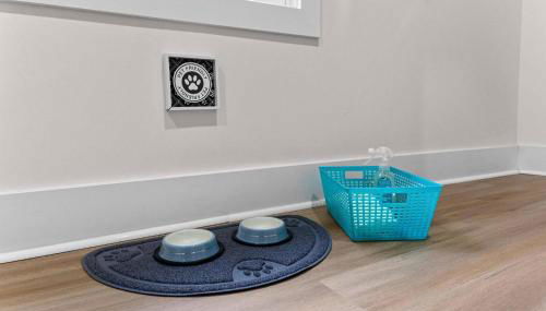 Spacious 4BR House Near Downtown, Perfect for Groups & Pets - Foto 2, pet friendly