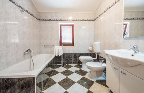 Villa Gresti, a beautiful and private summer villa - Foto 28