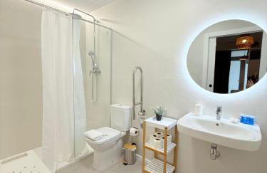 Travel Habitat Oceanografic Suites - Photo 19