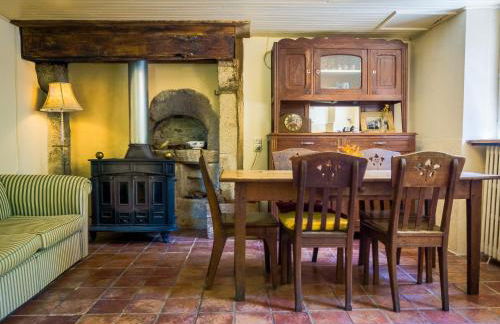 Lovely rural and quiet farmhouse with natural swimming lake - Foto 2