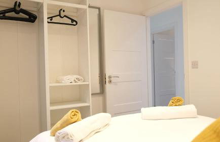 Lovely 2 Bed Apartment w Garden near Northampton - Photo 26