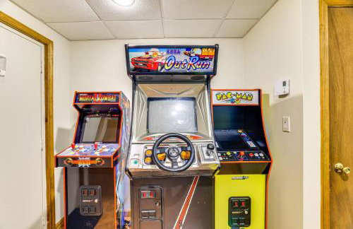 Secluded Family Cabin with Fire Pit in Lake Ariel! - Foto 29