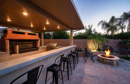 Coachella Play - 6BR Multi-Gen Fun Zone and Retreat with free heated pool - Foto 57