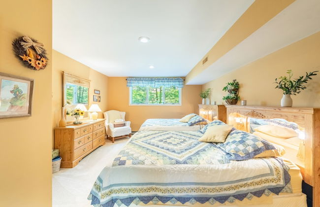 Twin Waters by Avantstay Patio Pool Table - Photo 35