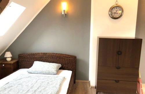 Big House in Duisburg - maximal 6 Persons with Garden - Foto 5