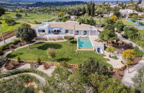 Luxurious 4Bedroom Villa Retreat by Lisbeyond - Foto 55