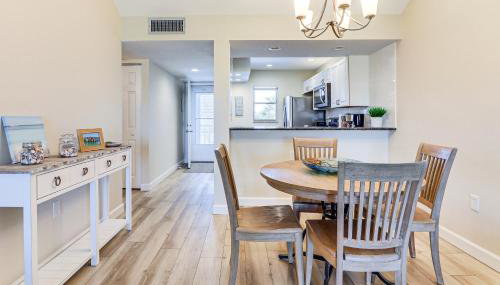 6 Mi to Caspersen Beach! Country Club Condo - Foto 5