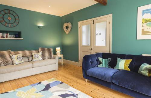 Rosemary Cottage - Photo 3