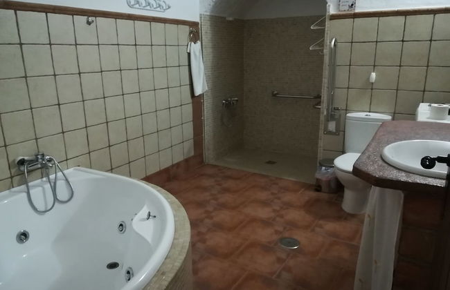 Cuevas la Chumbera - Foto 24