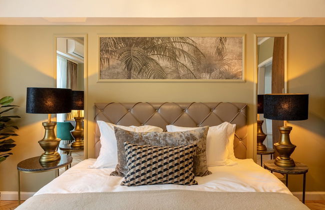 Views of Palace of the Parliament 2BR Jungle Theme - Foto 7