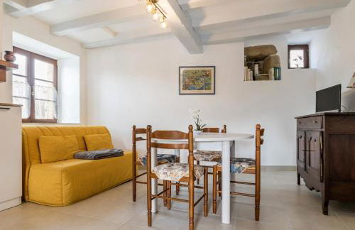 Charmante Maison Rénovée à 500m de la Mer avec Jardin, 2 Chambres, Parking Gratuit - FR-1-306-911 - Foto 4