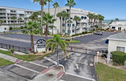 Comfort by the Beach - Heated Pool & Private Beach - Foto 24