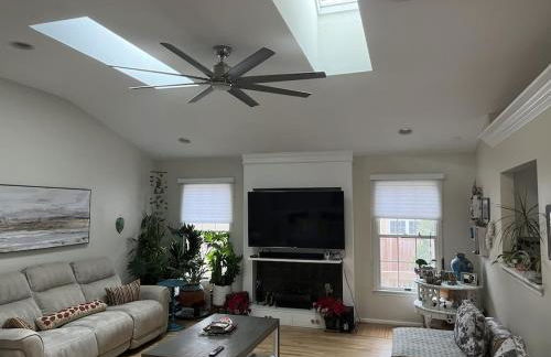 5BRwithBand&Piano setup Private Gym Theater&Entry at Cherry Hill - Foto 11