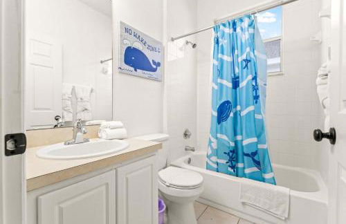 Poolside At Calabay - Home for 9 with Game Room - Foto 23