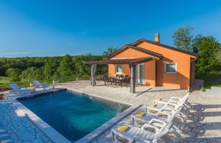 Villa Pendolina with pool and grill in Umag - Foto 9