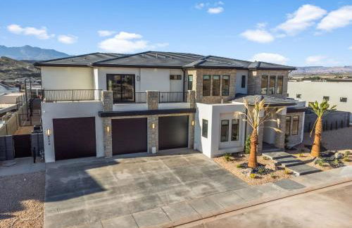 Pecan Valley Oasis - Lux Pool, Sauna and Theater - Foto 9