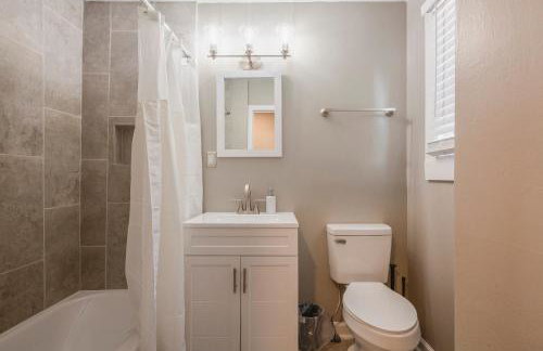 Newly renovated 4BR CozySuites - Foto 38