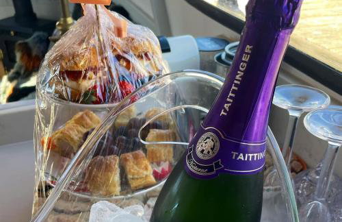 Stunning Classic Dutch Barge near Henley & Marlow - Foto 55