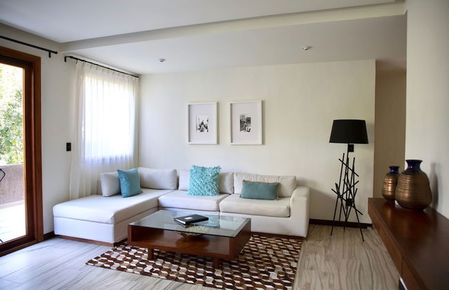 Aparthotel in Tulum with swimming pool and garden - Photo 25