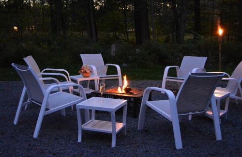 Poconos Retreat Hot Tub, Pool, Theater EV chrg & more - Foto 2