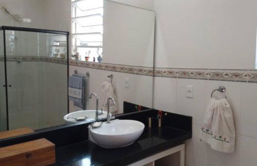 Muito espaço e natureza no meio da cidade - Foto 19