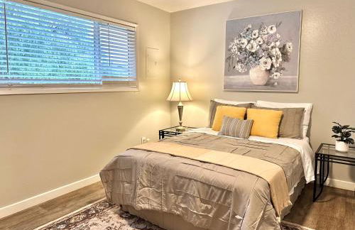 Cozy One-Bedroom Haven with Big Balcony - Foto 10